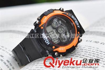 運(yùn)動(dòng)電子表工廠直供 爆款現(xiàn)貨，外貿(mào)精選模型588全新發(fā)布